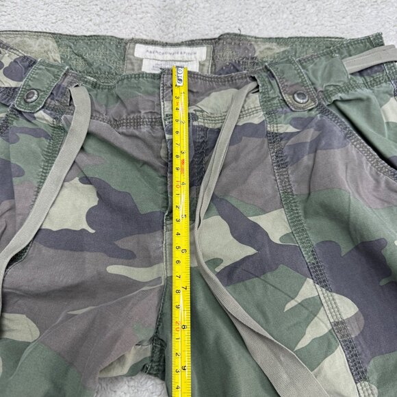 Y2K Abercrombie & Fitch Green Camo Women's Roll Up Cargo Shorts, Size M - Picture 11 of 11